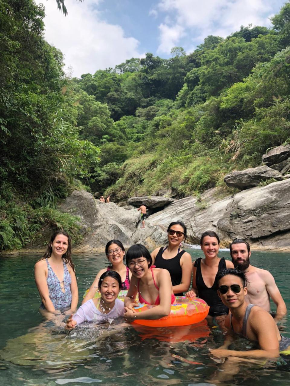 World Inn 窩二樓小客棧民宿 Hualien Eksteriør billede