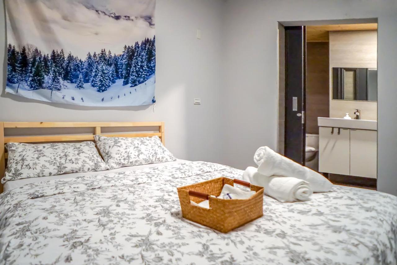 World Inn 窩二樓小客棧民宿 Hualien Eksteriør billede